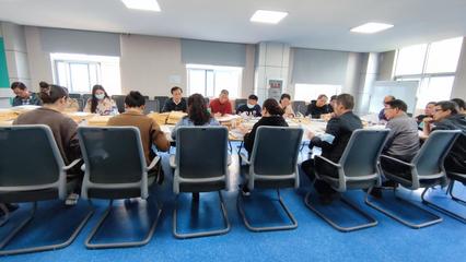 互學(xué)互鑒 逐層檢查 無(wú)一漏過(guò)——課程考核評(píng)閱卷檢查組深入經(jīng)濟(jì)學(xué)院開展專項(xiàng)檢查工作